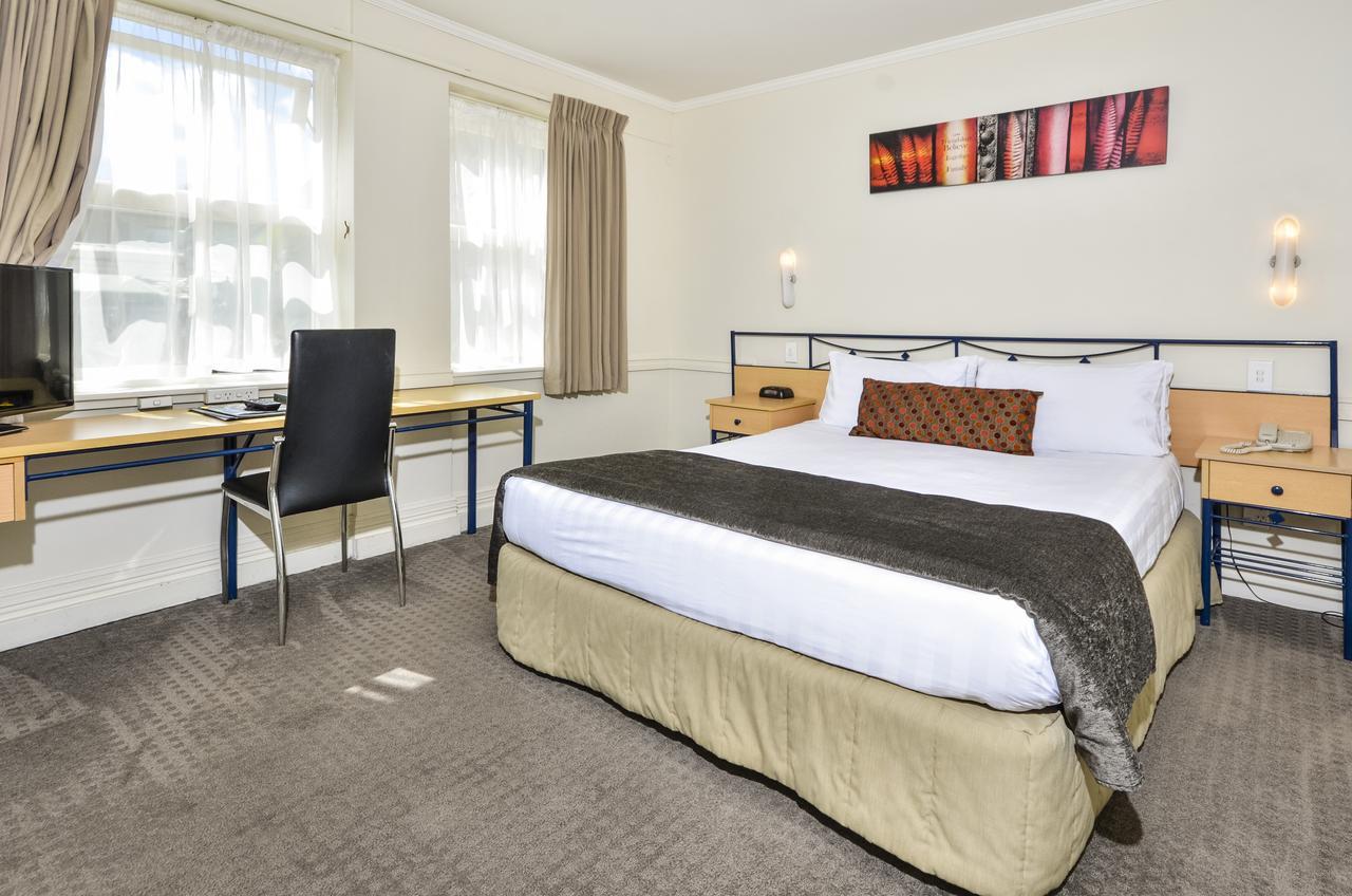 Poenamo Hotel Auckland Exterior photo