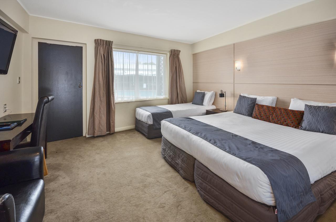 Poenamo Hotel Auckland Exterior photo